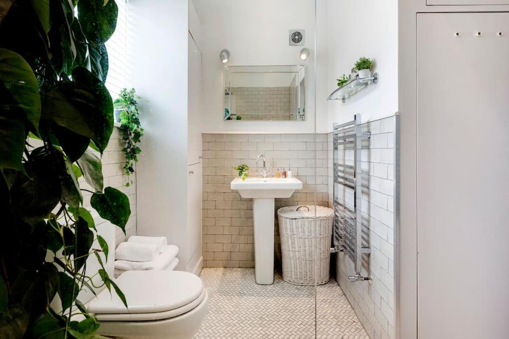 דירות לונדון Contemporary Clapham Living מראה חיצוני תמונה