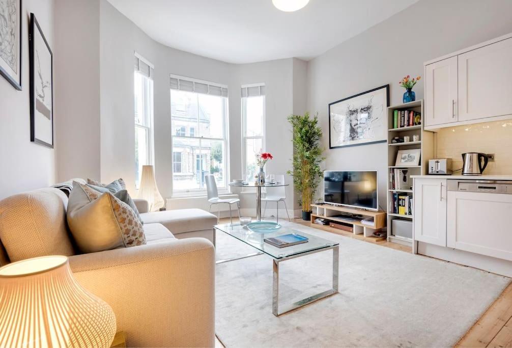 דירות לונדון Contemporary Clapham Living מראה חיצוני תמונה